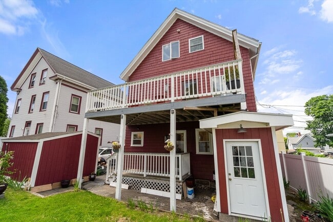 Building Photo - 31 Wardwell Ave