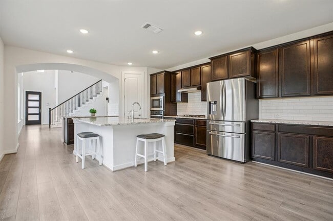 Building Photo - 8100 Copper Prairie Bend