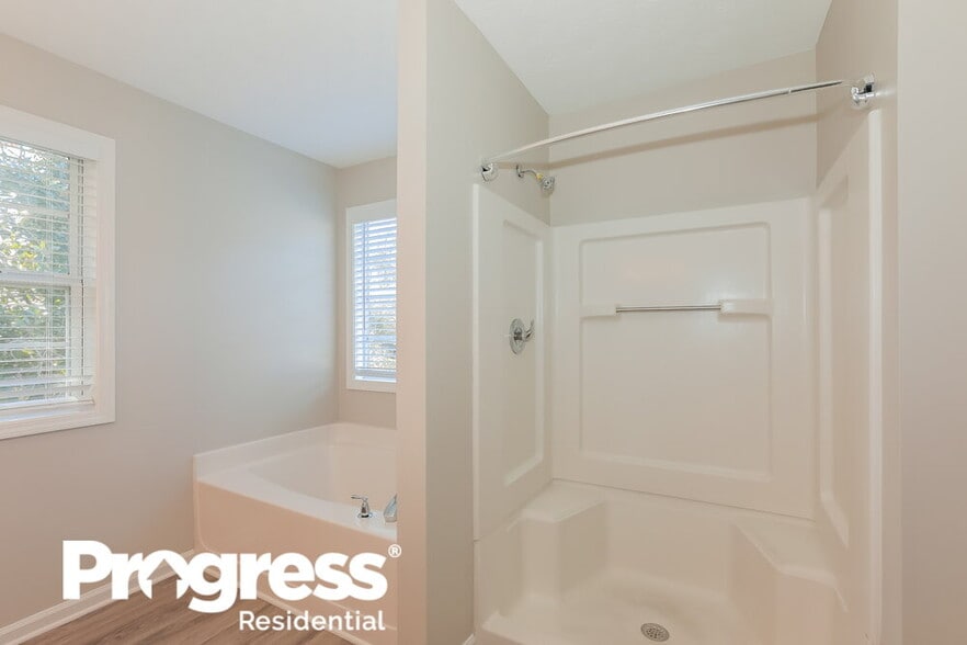 Building Photo - 3511 Kittery Dr SW