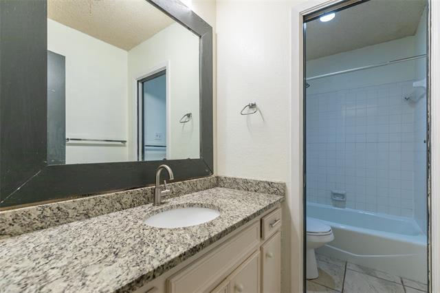 Building Photo - 2601 Edgemont Dr
