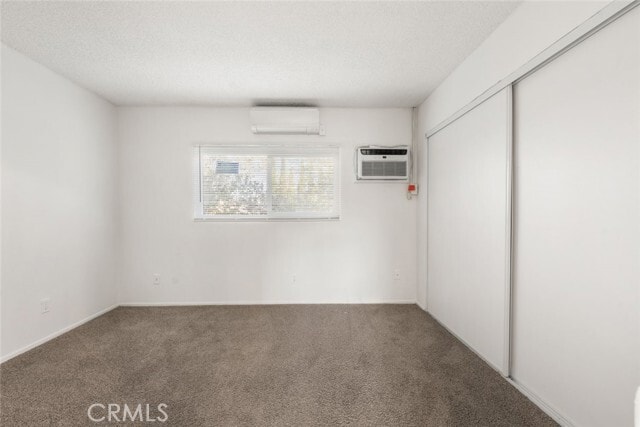 Building Photo - 324 E Ave Q7