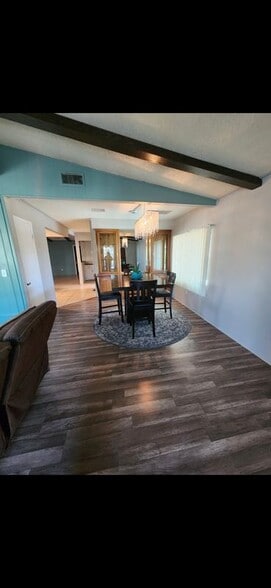 Building Photo - 53 Roma St