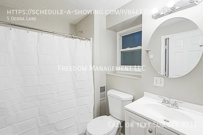 Building Photo - 5 Debra Ln