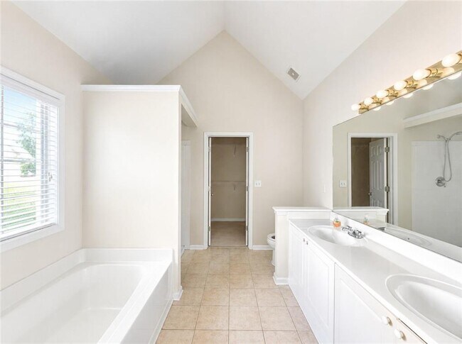 Building Photo - 1203 Soaring Ridge