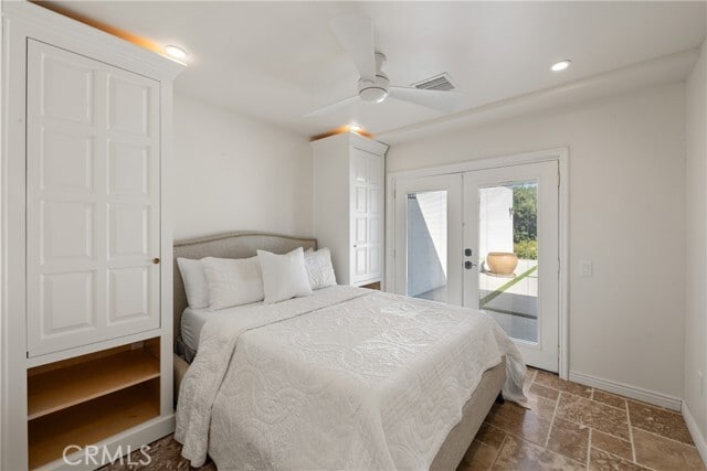 Building Photo - 72408 Desert Dr