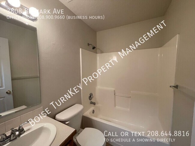 Building Photo - 3808 Bismark Ave