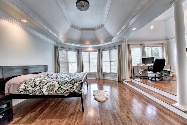 Building Photo - 645 Falls Bay Ct