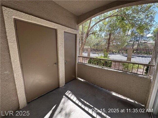 Building Photo - SPACIOUS FIRST-FLOOR CONDO LOCATED IN A GA...