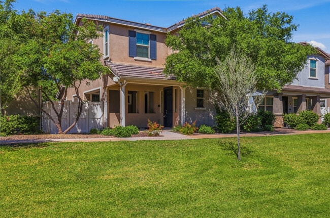 Building Photo - 2263 S Henry Ln