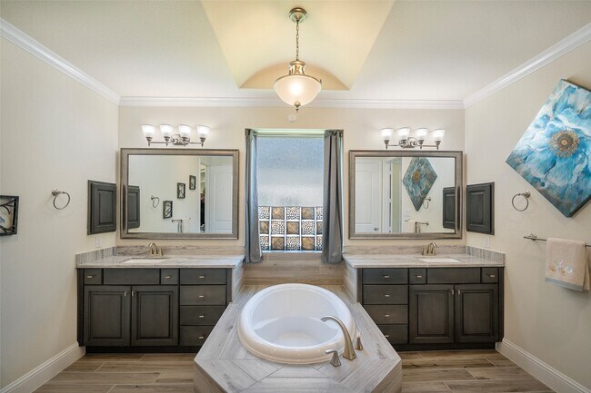 Building Photo - 1406 Graystone Hills Dr