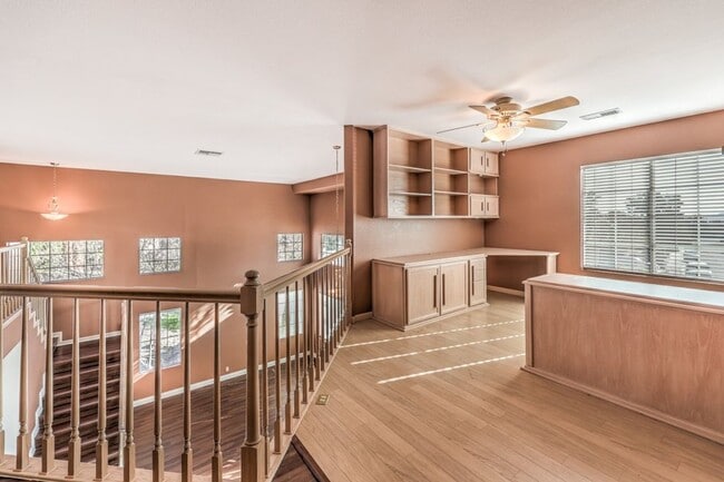Building Photo - 3 Bed room Pool home in Desert Shores
