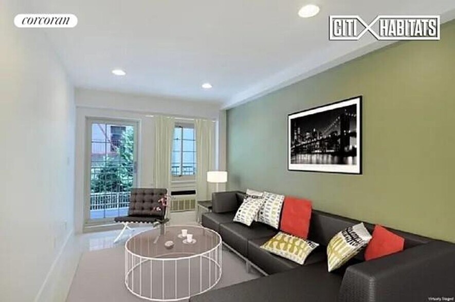 Building Photo - 207 W 115th St