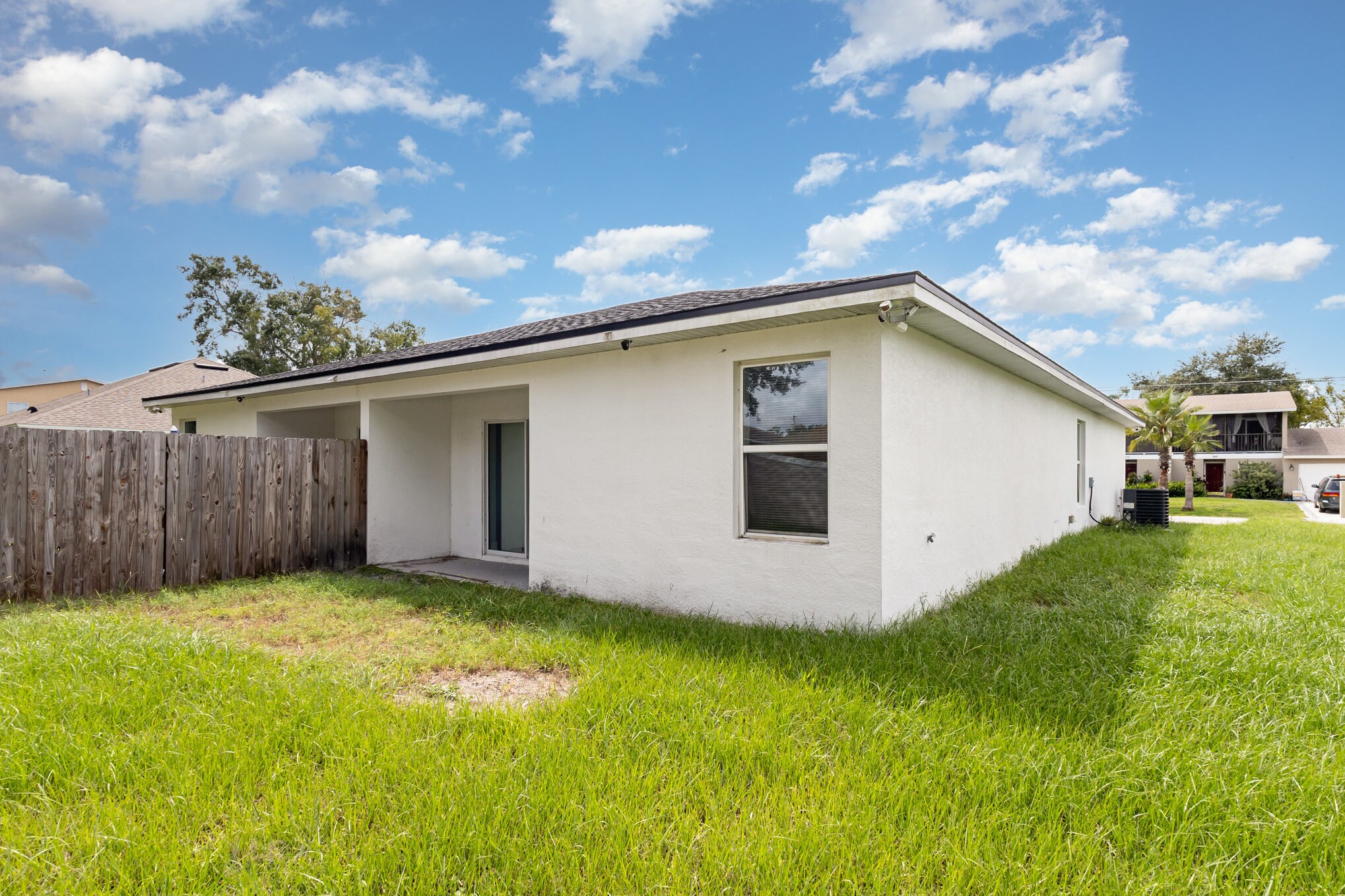 Building Photo - 774 Lucaya Dr