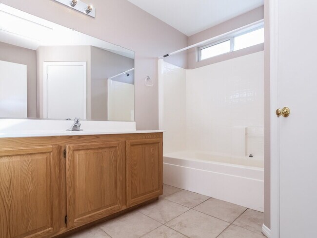 Building Photo - 8413 Barossa Ct