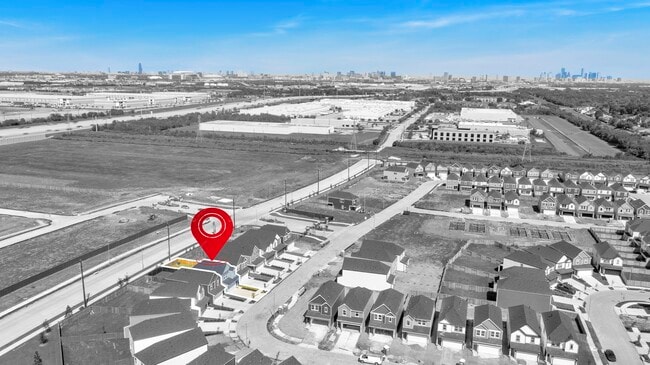 Building Photo - 10316 Penryn Frst Trl