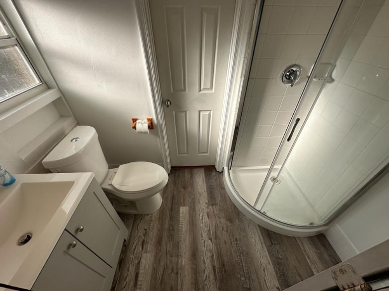 Building Photo - 936 SE Nassau Ave