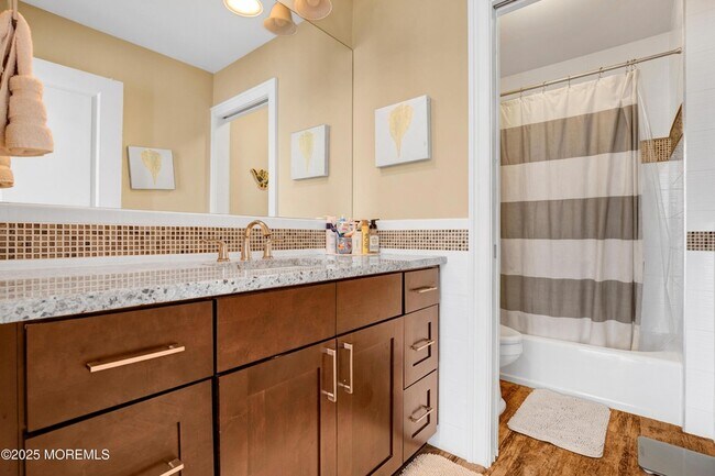 Building Photo - 206 N Lagoon Rd