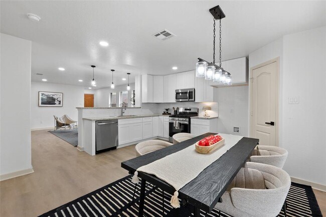 Building Photo - 11341 Church Canyon Dr