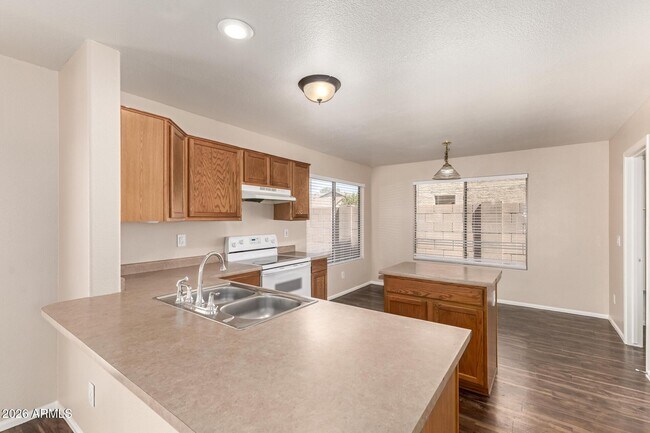 Building Photo - 12602 W Pasadena Ave