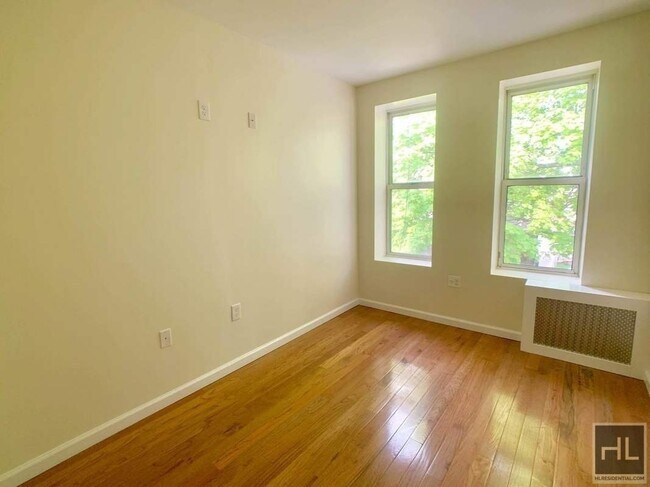 Building Photo - 607 EAST 8 STREET 2F