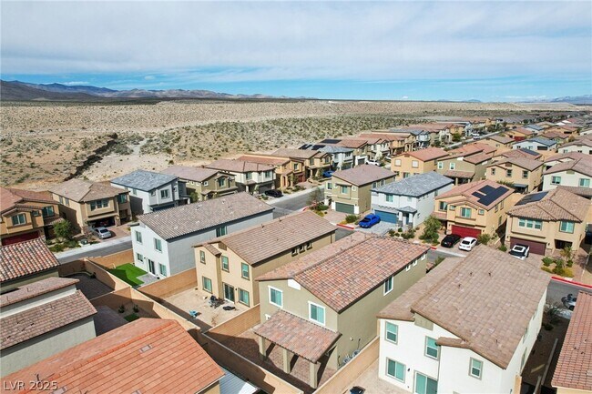 Building Photo - 10971 Meridian Flds Ave