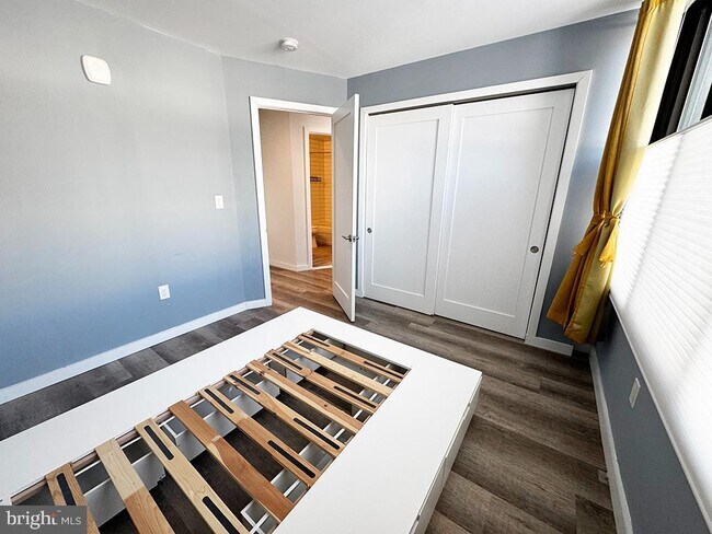 Building Photo - 700 Roeder Rd