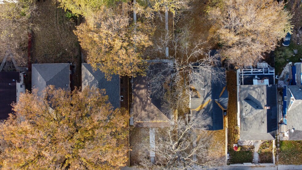 Building Photo - 1120 N Dearborn St