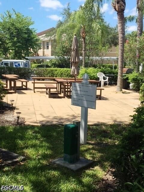 Building Photo - 14970 Vista View Way