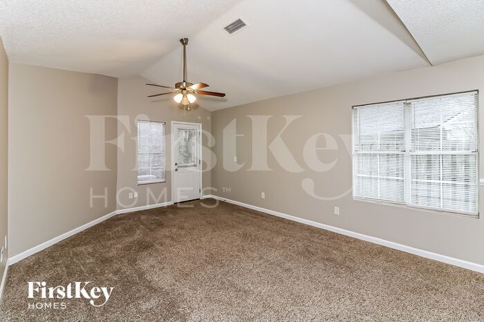 Building Photo - 2165 Cottage Ct