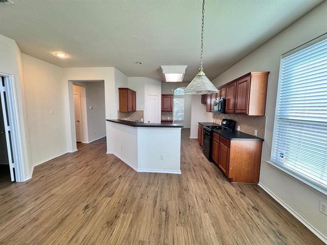 Building Photo - 1317 Hazelwood Dr