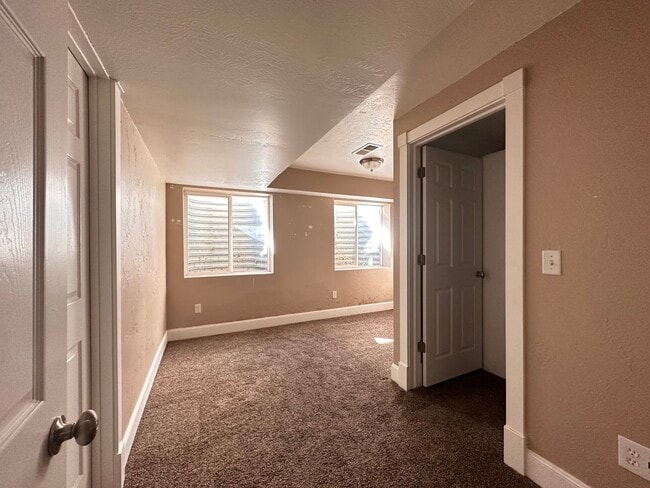 Building Photo - Great Lehi home Available Soon!