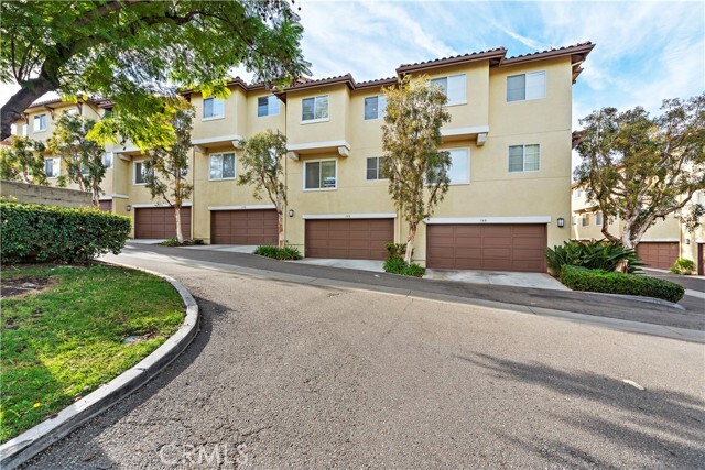 Primary Photo - 158 N Brea Blvd