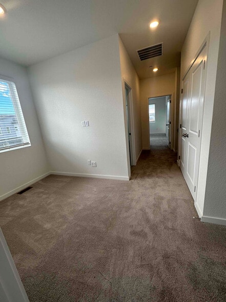 Building Photo - 5392 Euclid Dr