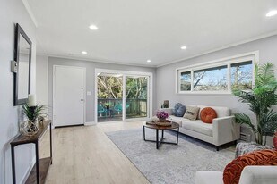 Front Room - 597 Valley Forge Way