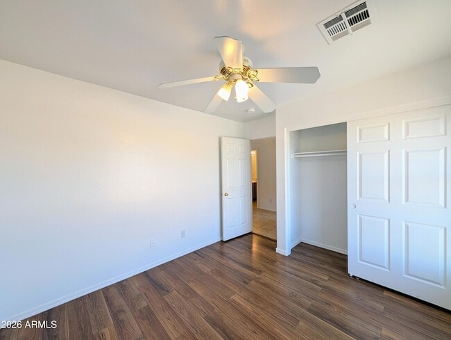 Building Photo - 6416 N 78th Ln