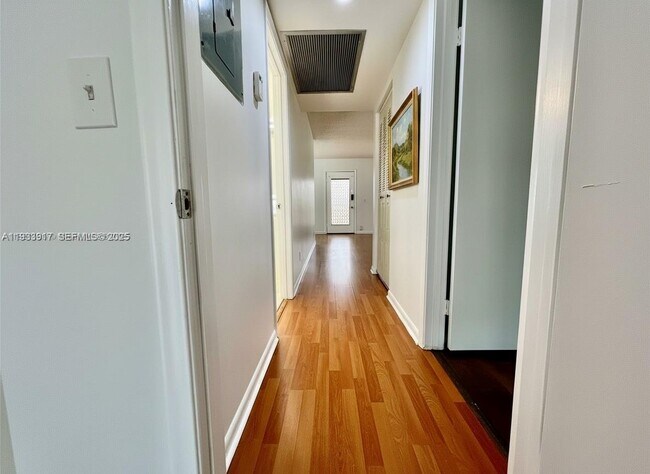 Building Photo - 801 SW 133rd Terrace