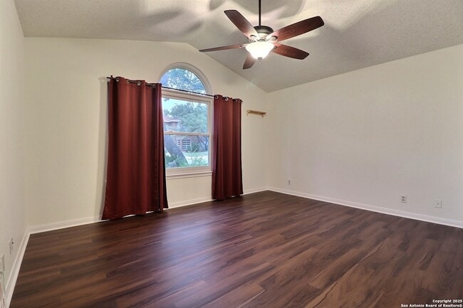 Building Photo - 8534 Timber Lodge