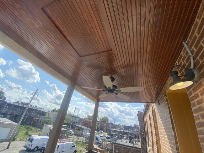 Covered rear porch: great sunset watching - 4248 Manchester Ave