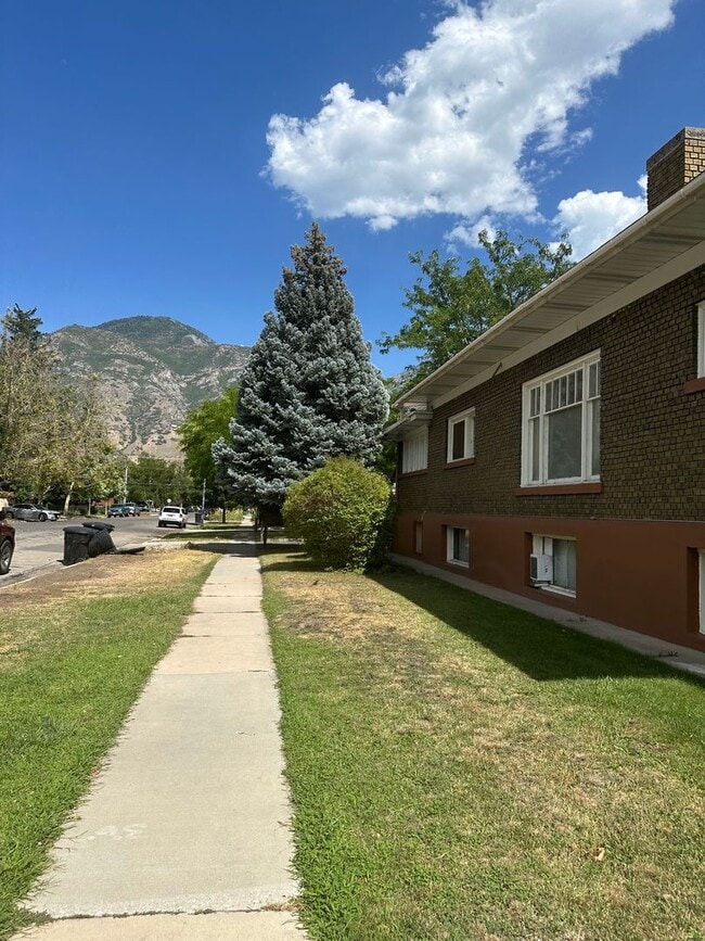 Building Photo - Provo City Center - 1 Bedroom Apartment
