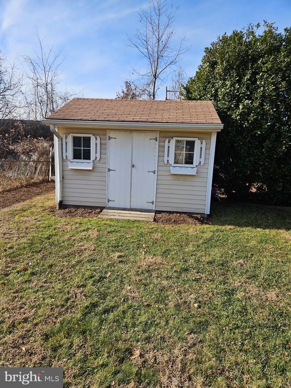 Building Photo - 5350 Ravensworth Rd