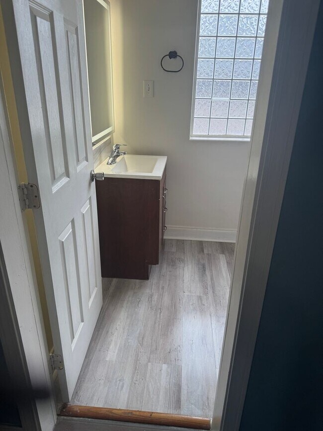 Building Photo - Charming 4BR House in New Orleans