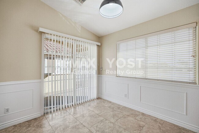 Building Photo - Life Is Better on the Lake! 1/2 off 1st Months rent!