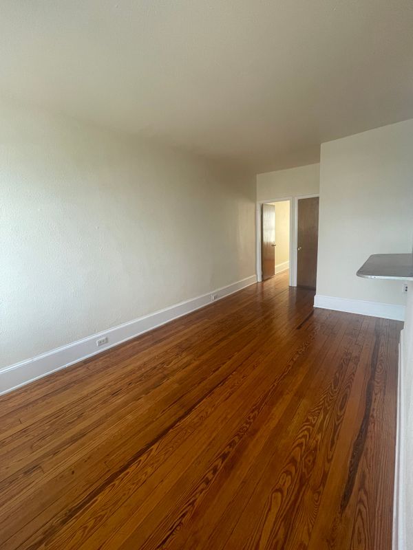 Building Photo - 3007 N Calvert St