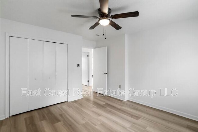 Building Photo - 131 Biser St