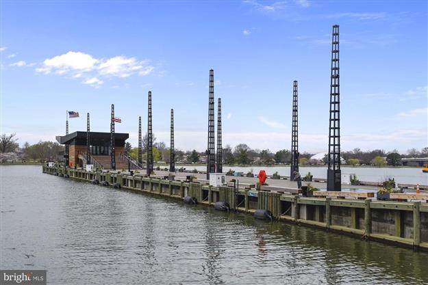 Building Photo - 800 4th St SW