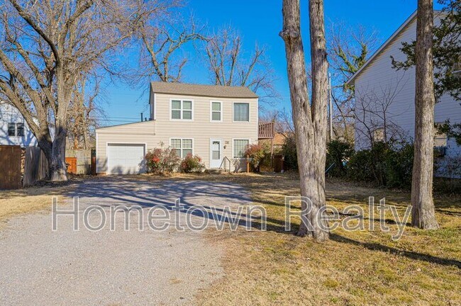 Primary Photo - 1127.5 W Eufaula St