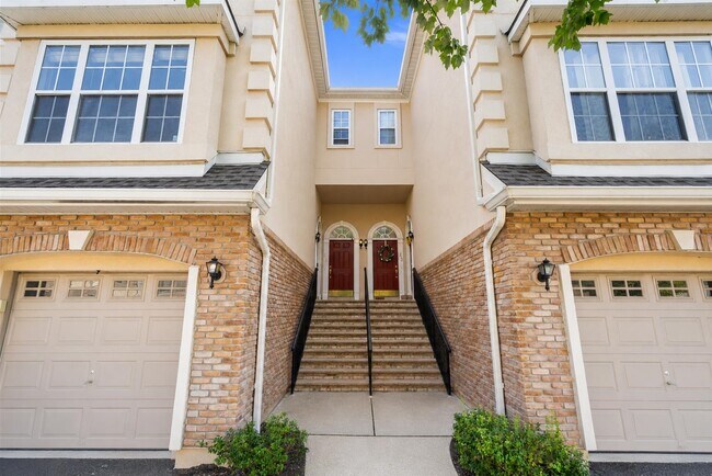 Building Photo - 209 Blue Heron Dr