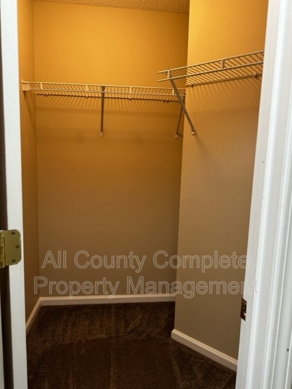 Building Photo - 4095 Pebble Brooke Circle South