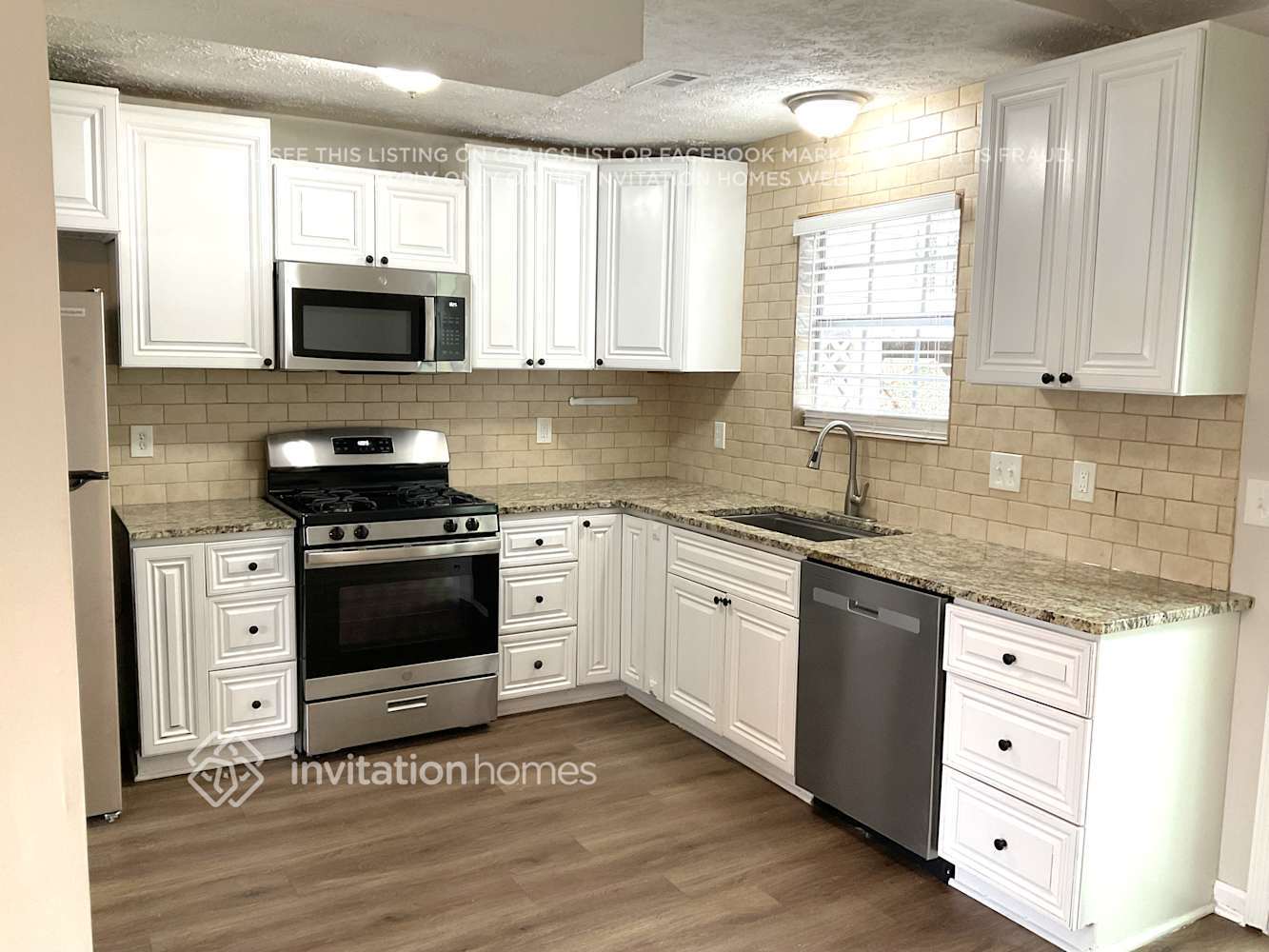 Building Photo - 4468 Highland Pl NE