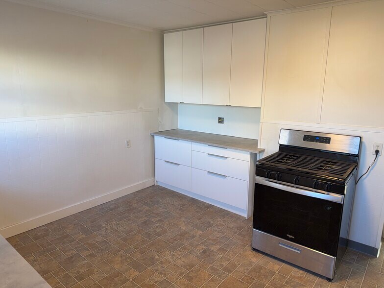 Building Photo - 15 Parsons St